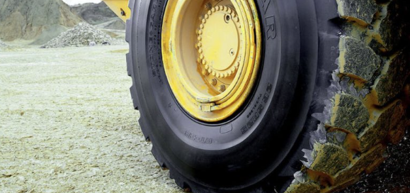 Perbandingan Biaya Operasional Truk Listrik vs Truk Diesel